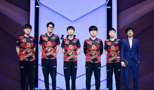 士为何只愿 士为何只愿