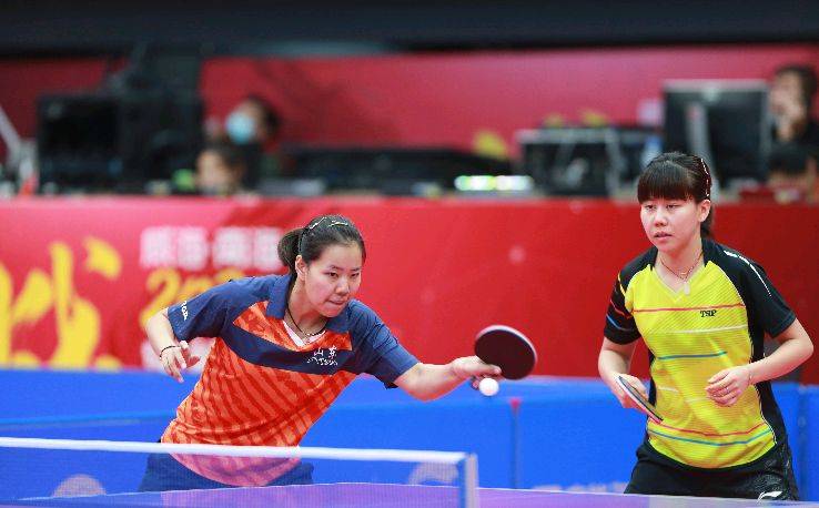 名媒体评论 名媒体评论