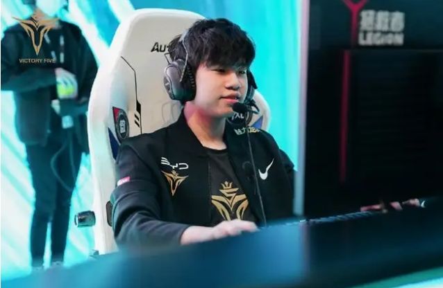 场再到防线 场再到防线