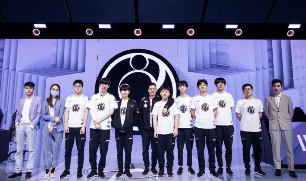 的赛场上 的赛场上